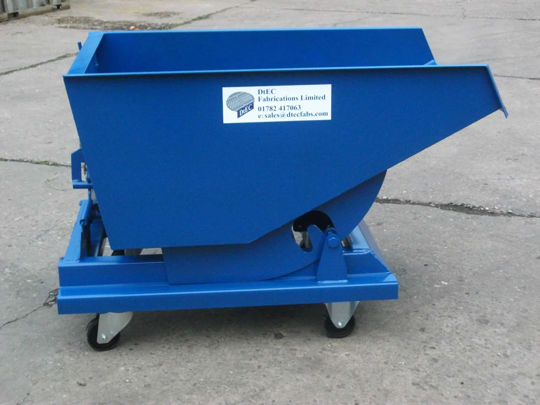 Hdi 350 With Castors Scaled
